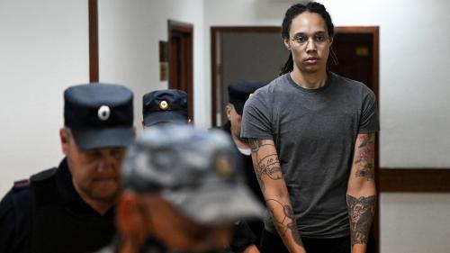 Basket : la justice russe condamne la star américaine Brittney Griner à neuf ans de prison pour possession et trafic de drogue