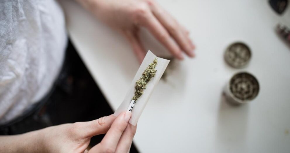 WTF. Amerikaanse politie valt binnen bij terminale patiënt op zoek naar cannabis